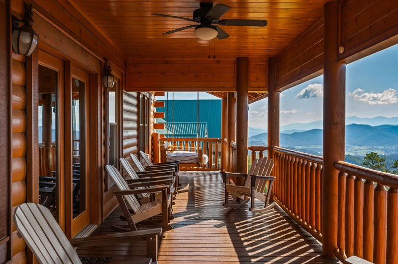 AMAZING VIEW MANOR