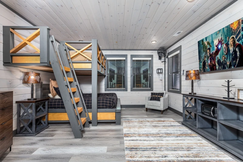 BEAR MOUNTAIN LODGE