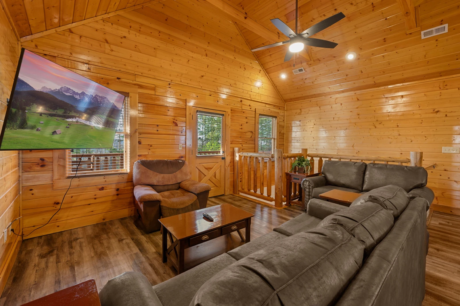 AWESOME VIEW LODGE