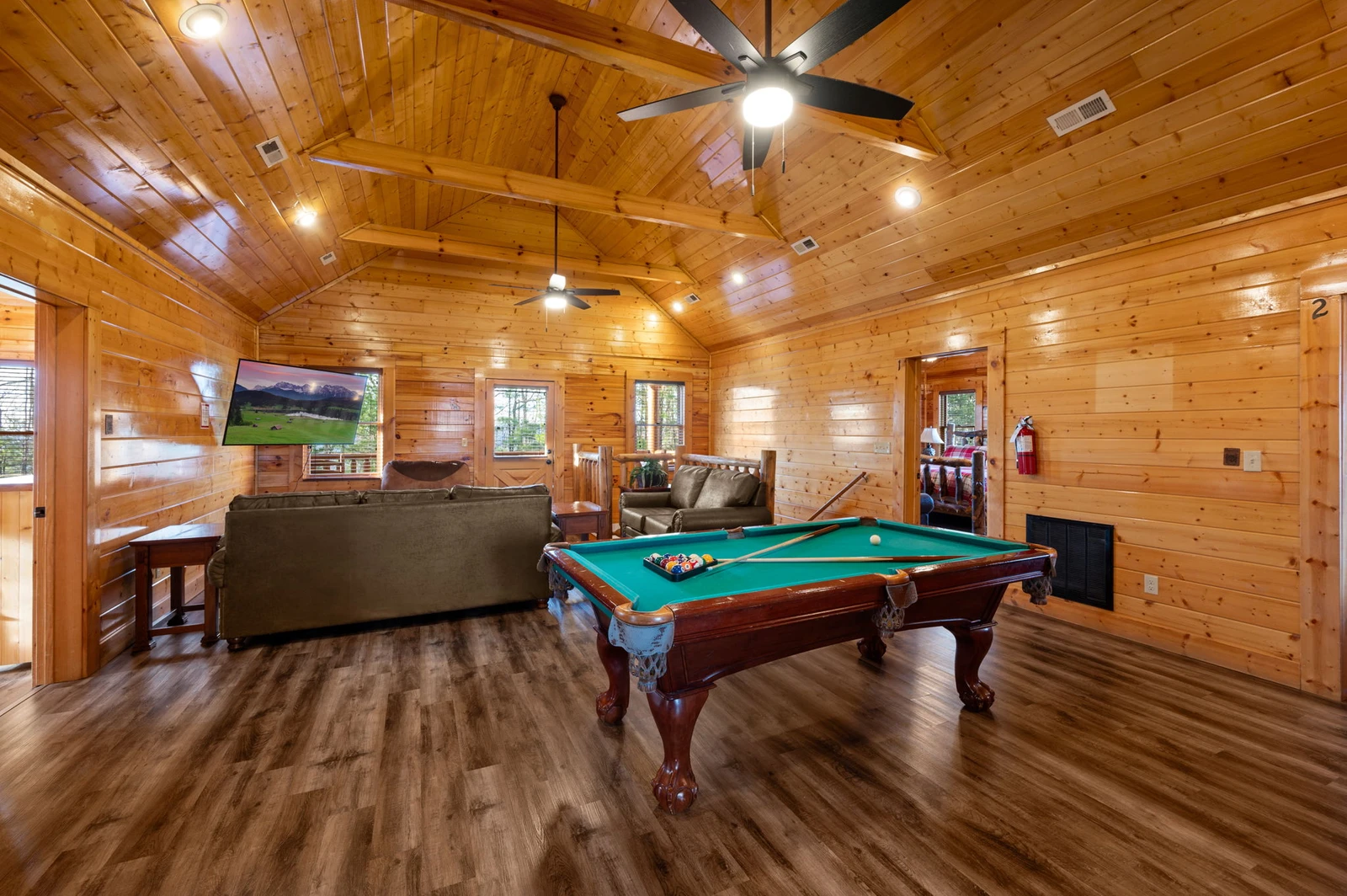 AWESOME VIEW LODGE