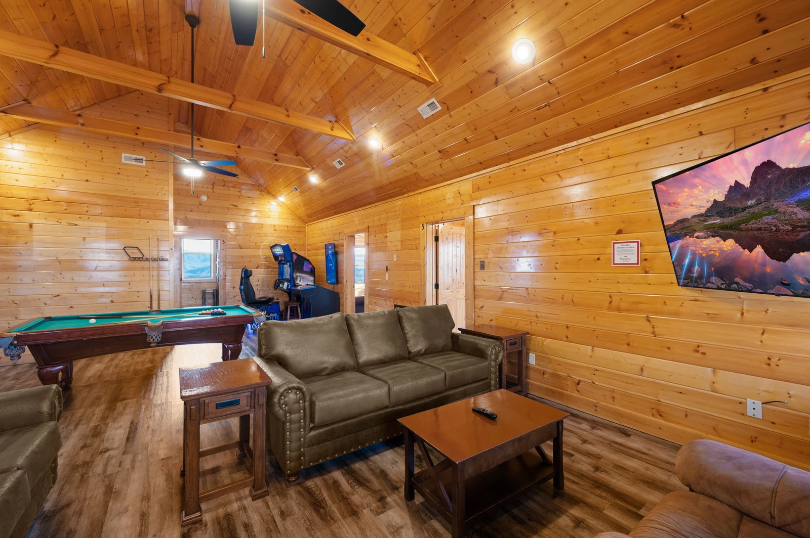 AWESOME VIEW LODGE