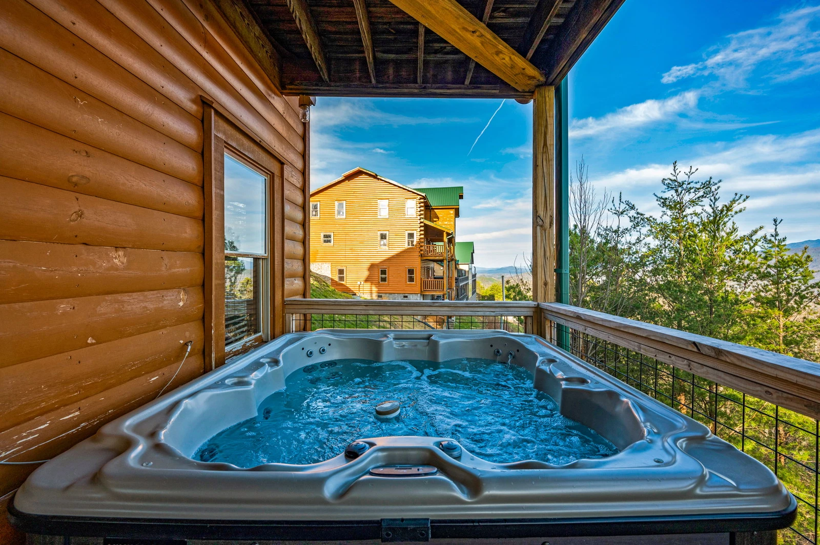 AWESOME VIEW LODGE