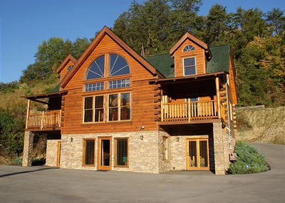 BEARS DEN LODGE