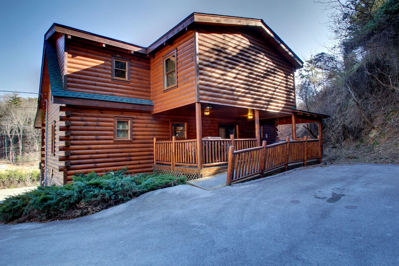 BEARS DEN LODGE