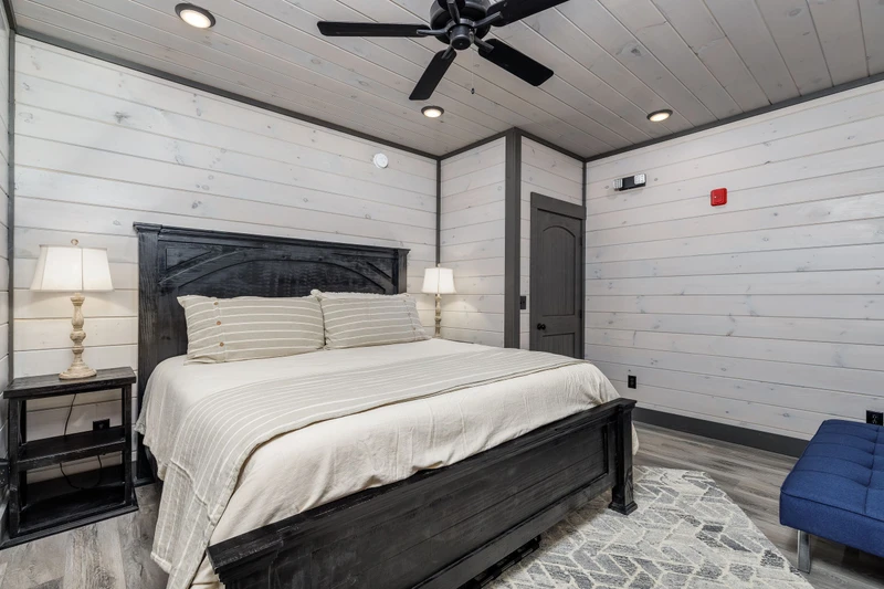 BIG BEAR COVE LODGE