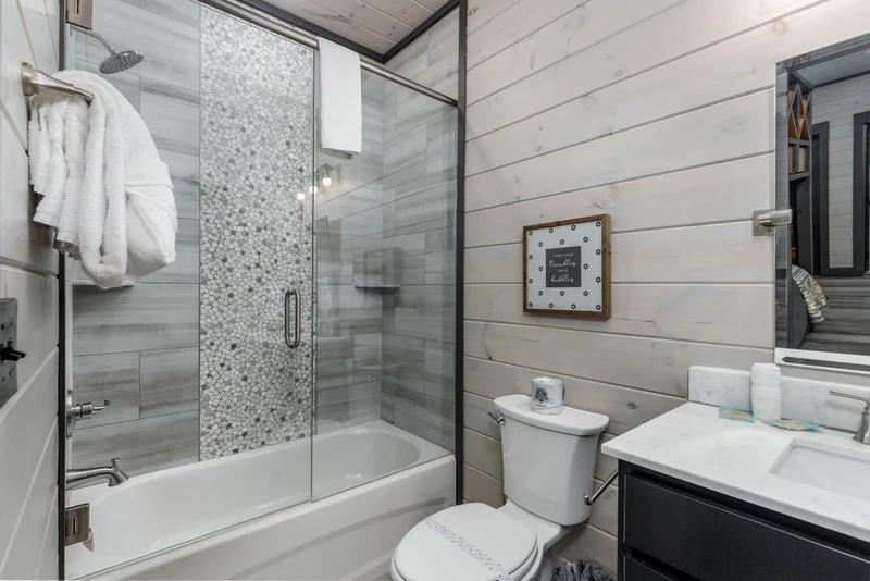 BIG BEAR COVE LODGE