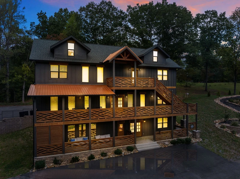 BEARFOOT LODGE