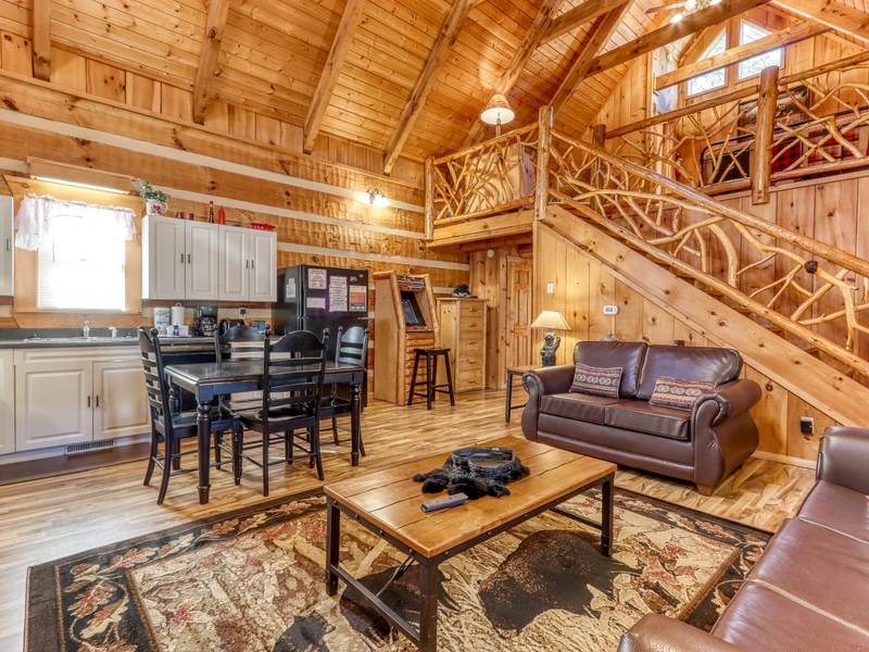 CREEKVIEW GETAWAY
