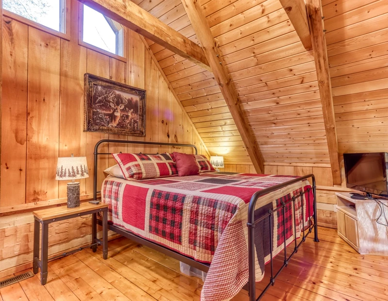 CREEKVIEW GETAWAY