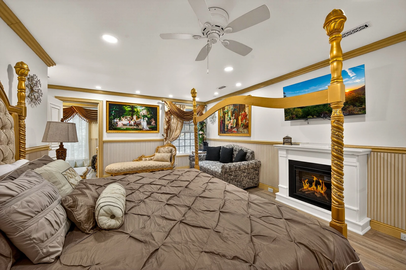 DICKENS LODGE