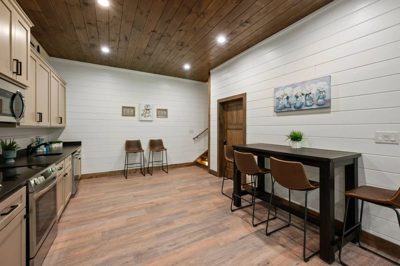 GREAT ELKMONT LODGE