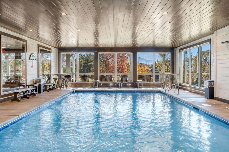 GRAND LECONTE LODGE