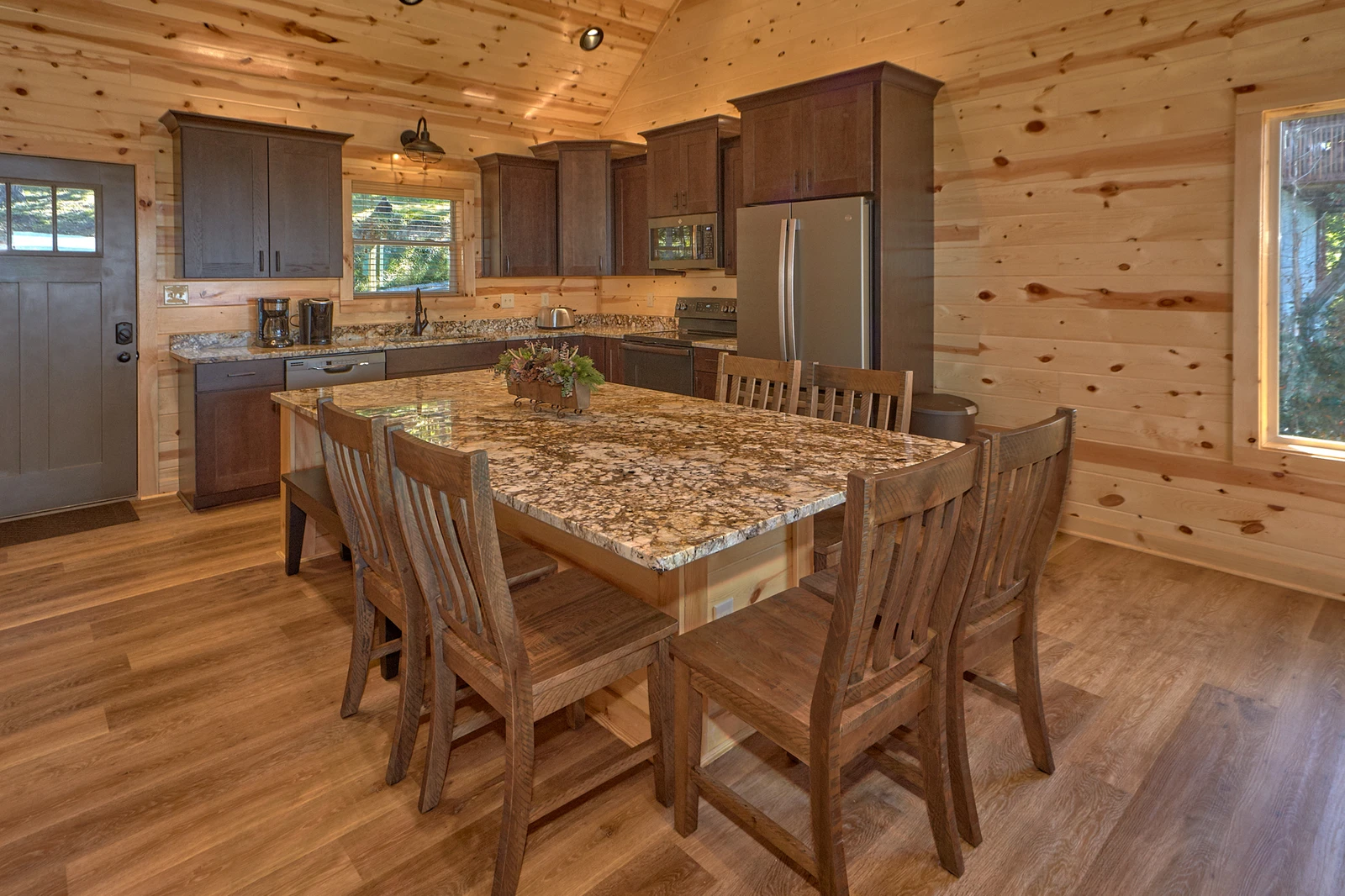 HEAVEN'S VIEW LODGE