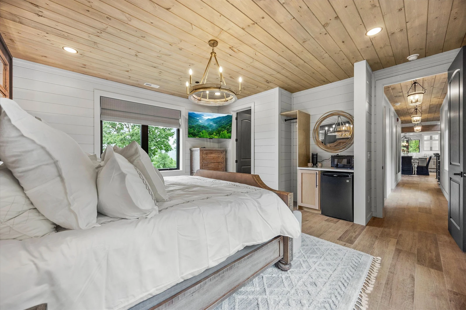 GREYSTONE HEIGHTS LODGE