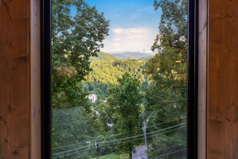 GREYSTONE HEIGHTS LODGE