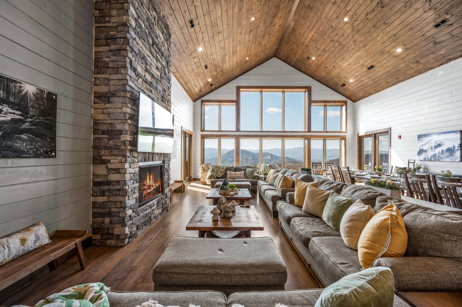 LUCID DREAMS LODGE