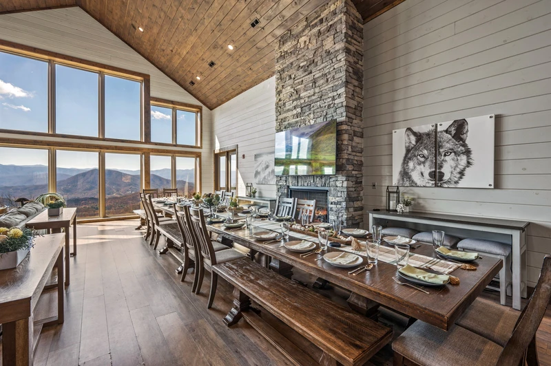 LUCID DREAMS LODGE