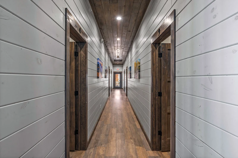 LUCID DREAMS LODGE