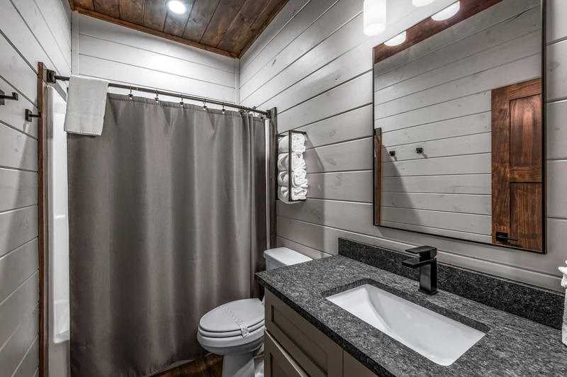 LUCID DREAMS LODGE