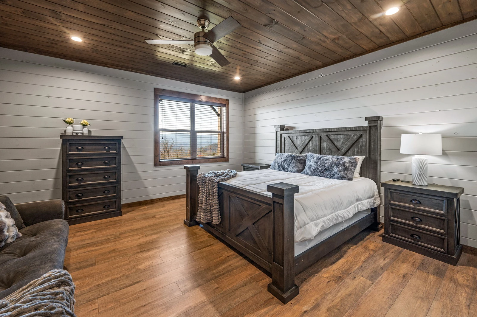 LUCID DREAMS LODGE