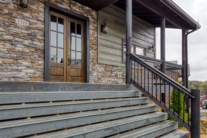 MISTY HIBERNATION RETREAT