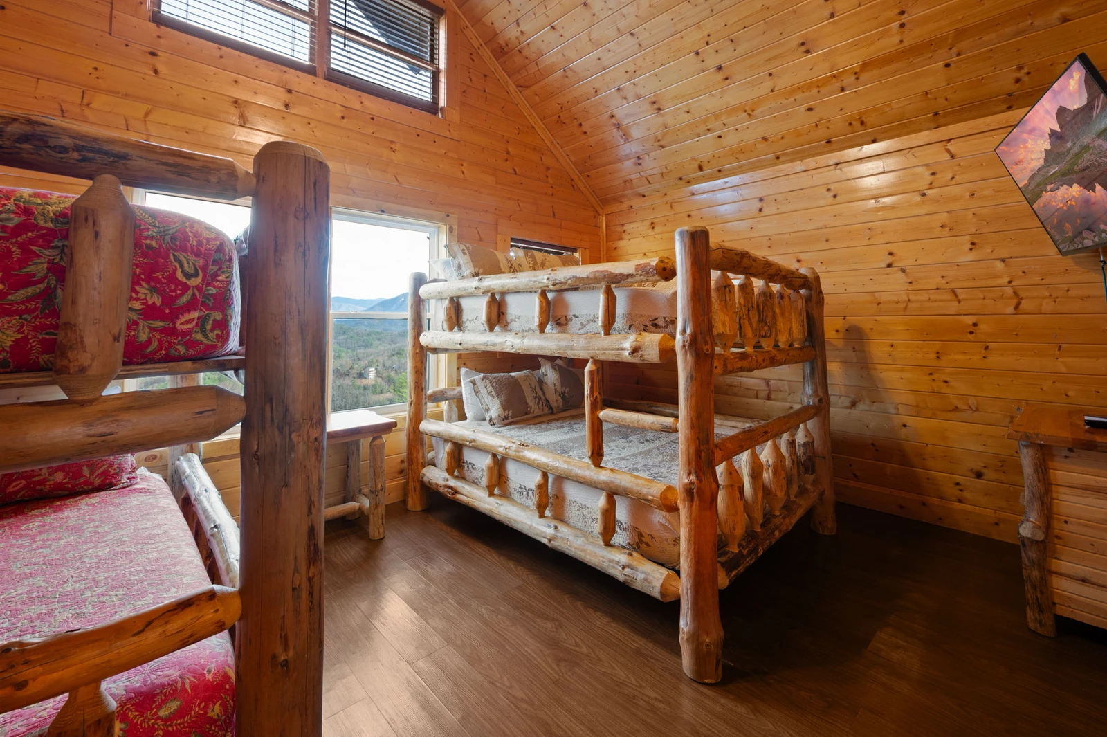 MOUNTAIN BREEZE MANOR
