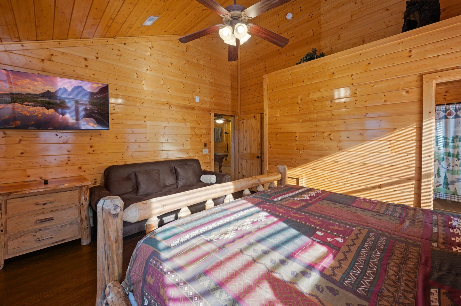 MOUNTAIN BREEZE MANOR
