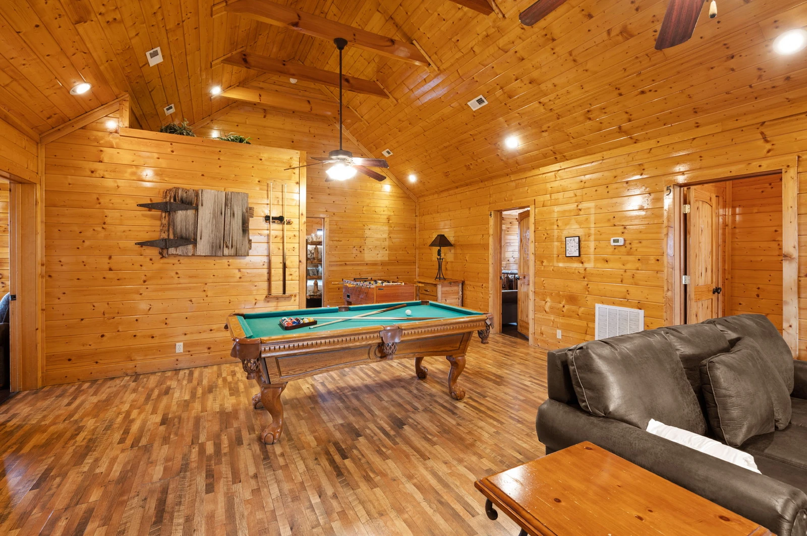 MOUNTAIN BREEZE MANOR