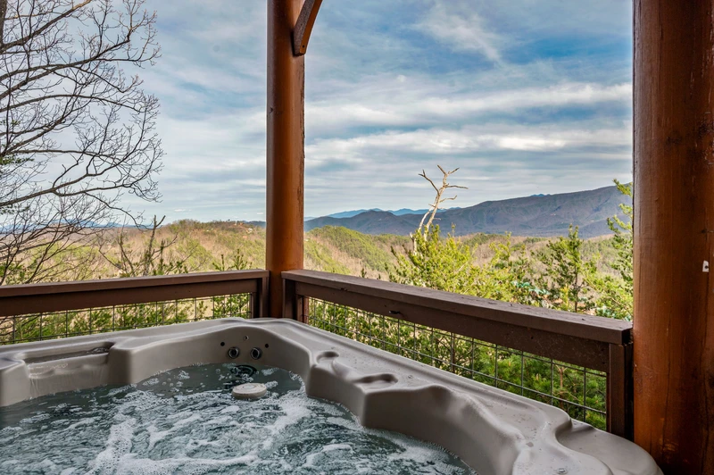 MOUNTAIN BREEZE MANOR