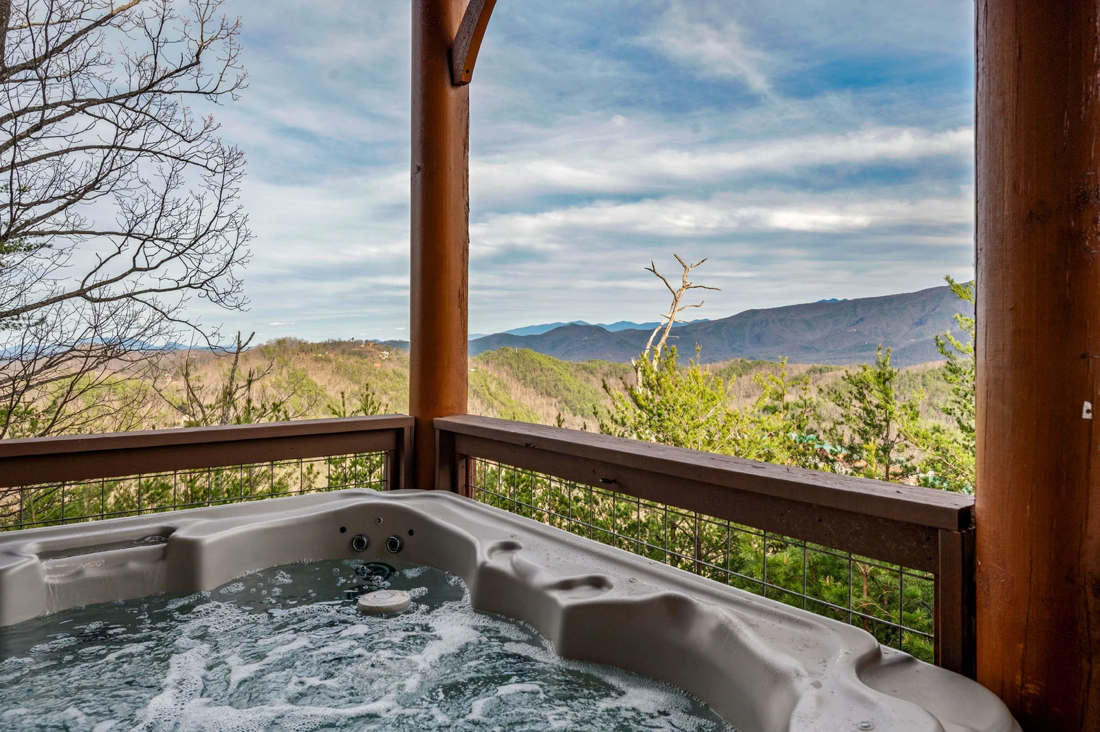 MOUNTAIN BREEZE MANOR