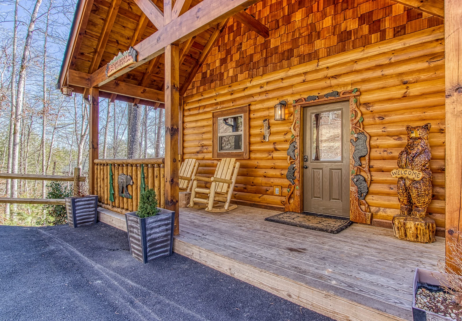 SMOKY BEAR'S RETREAT