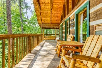 ROMANTIC HIDEAWAY