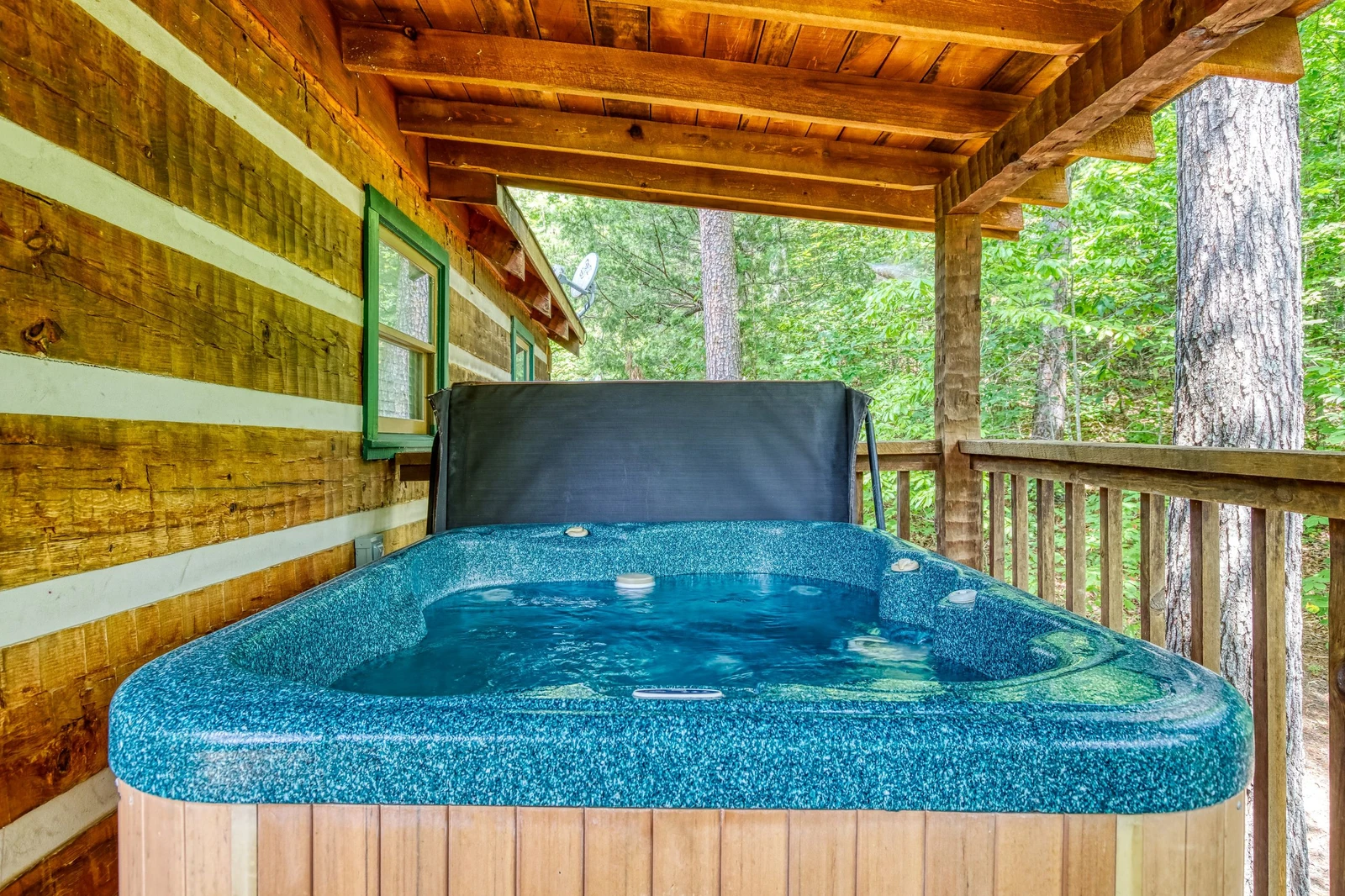 ROMANTIC HIDEAWAY