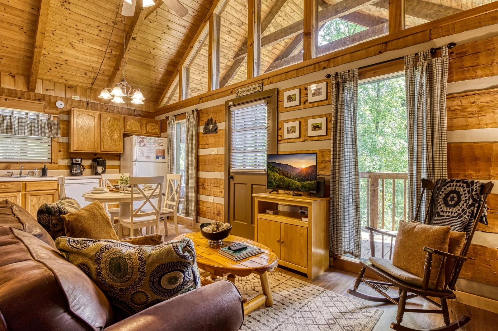 ROMANTIC HIDEAWAY