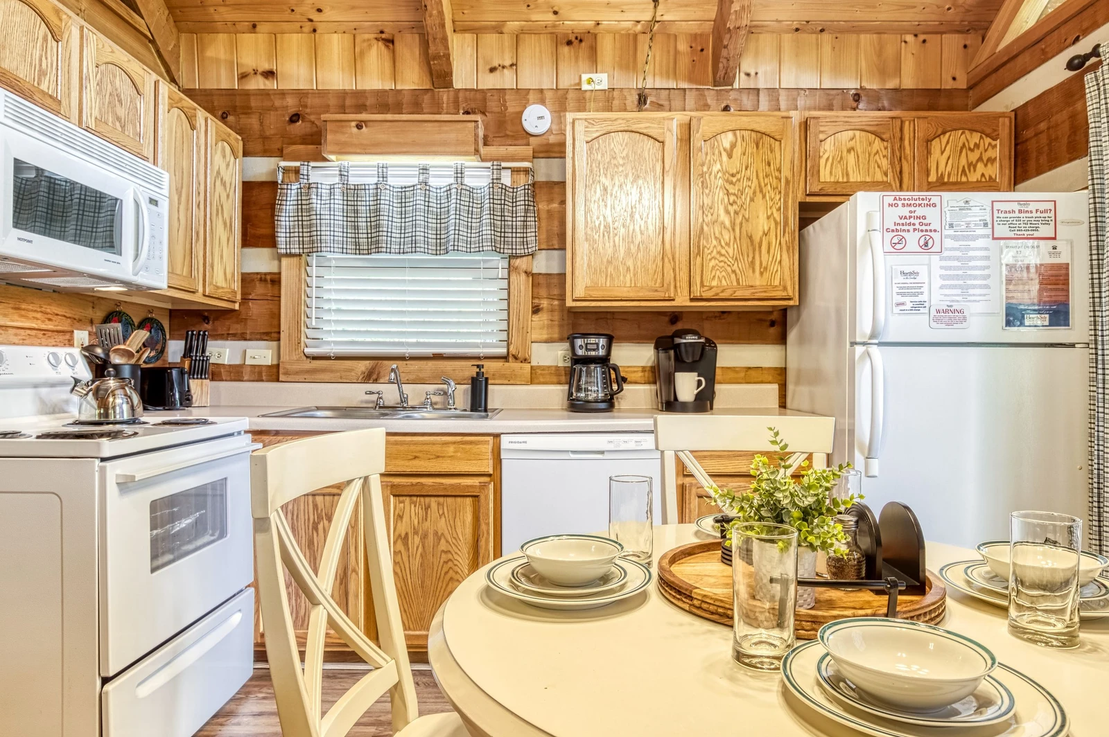 ROMANTIC HIDEAWAY