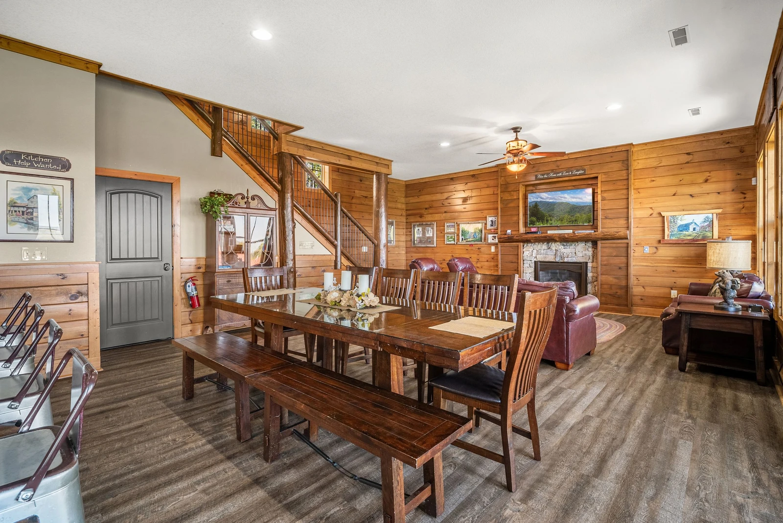 SUMMIT RIDGE RESORT