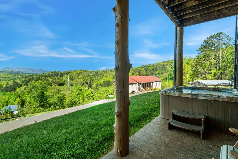 SUMMIT RIDGE RESORT