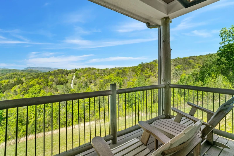 SUMMIT RIDGE RESORT