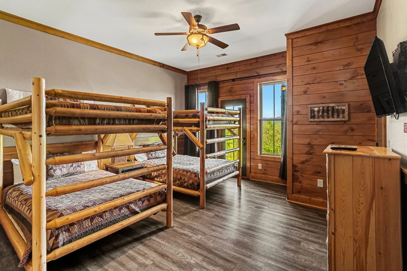 SUMMIT RIDGE RESORT