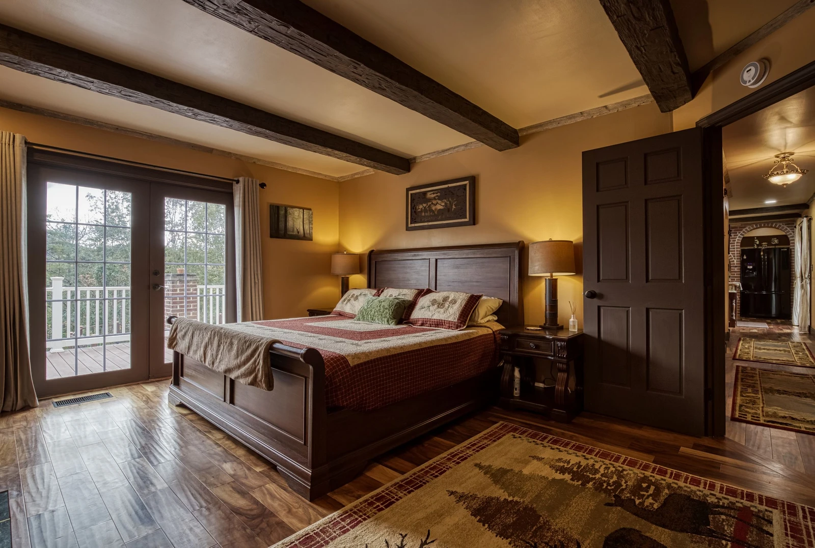 TUDOR ROSE LODGE