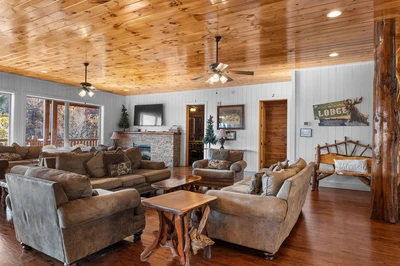 THE BIG MOOSE LODGE
