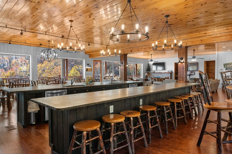 THE BIG MOOSE LODGE