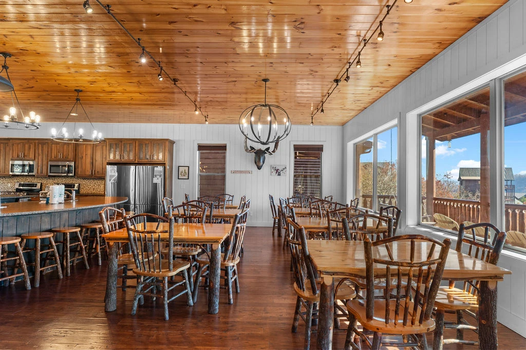 THE BIG MOOSE LODGE