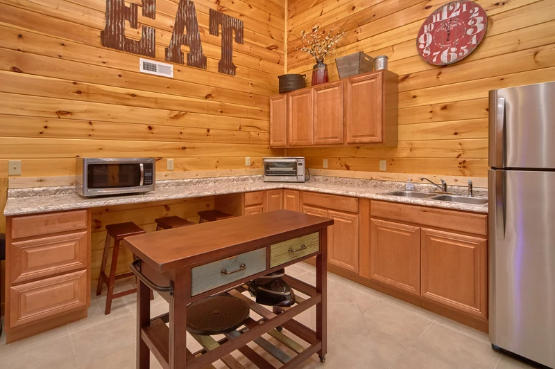 TOP NOTCH LODGE