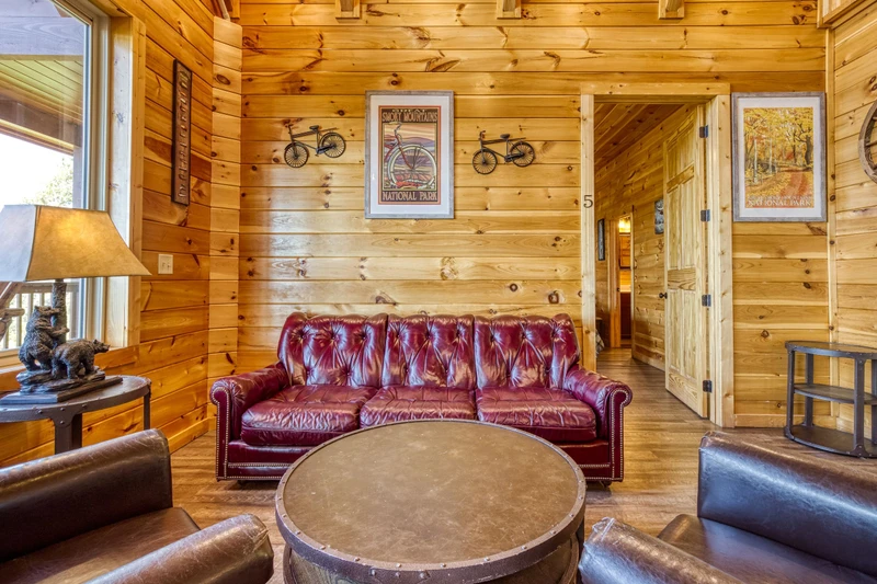 SUMMIT VISTA LODGE