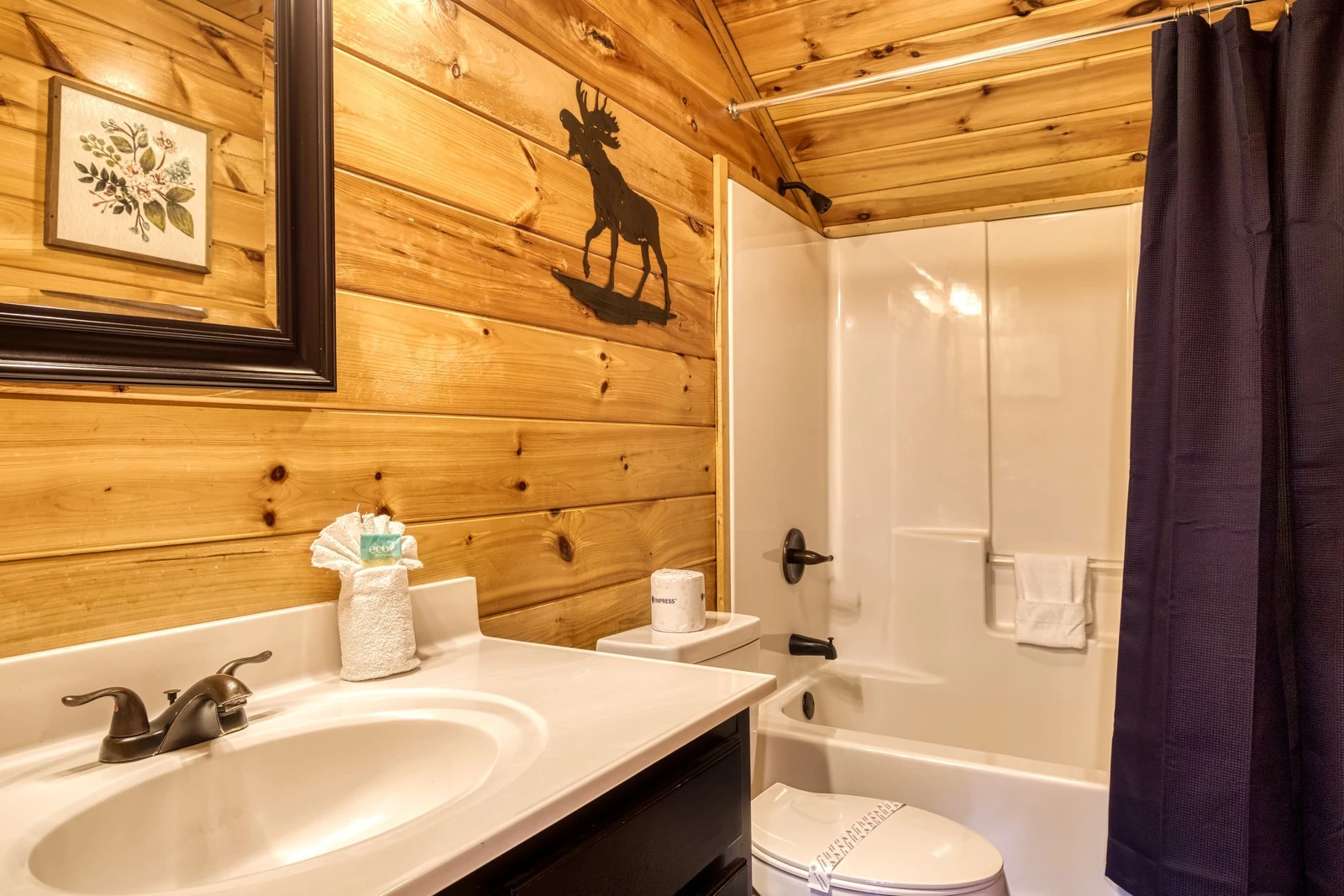 SUMMIT VISTA LODGE