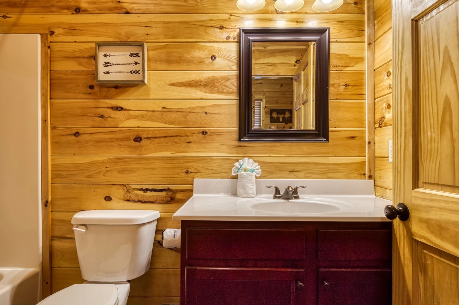 SUMMIT VISTA LODGE