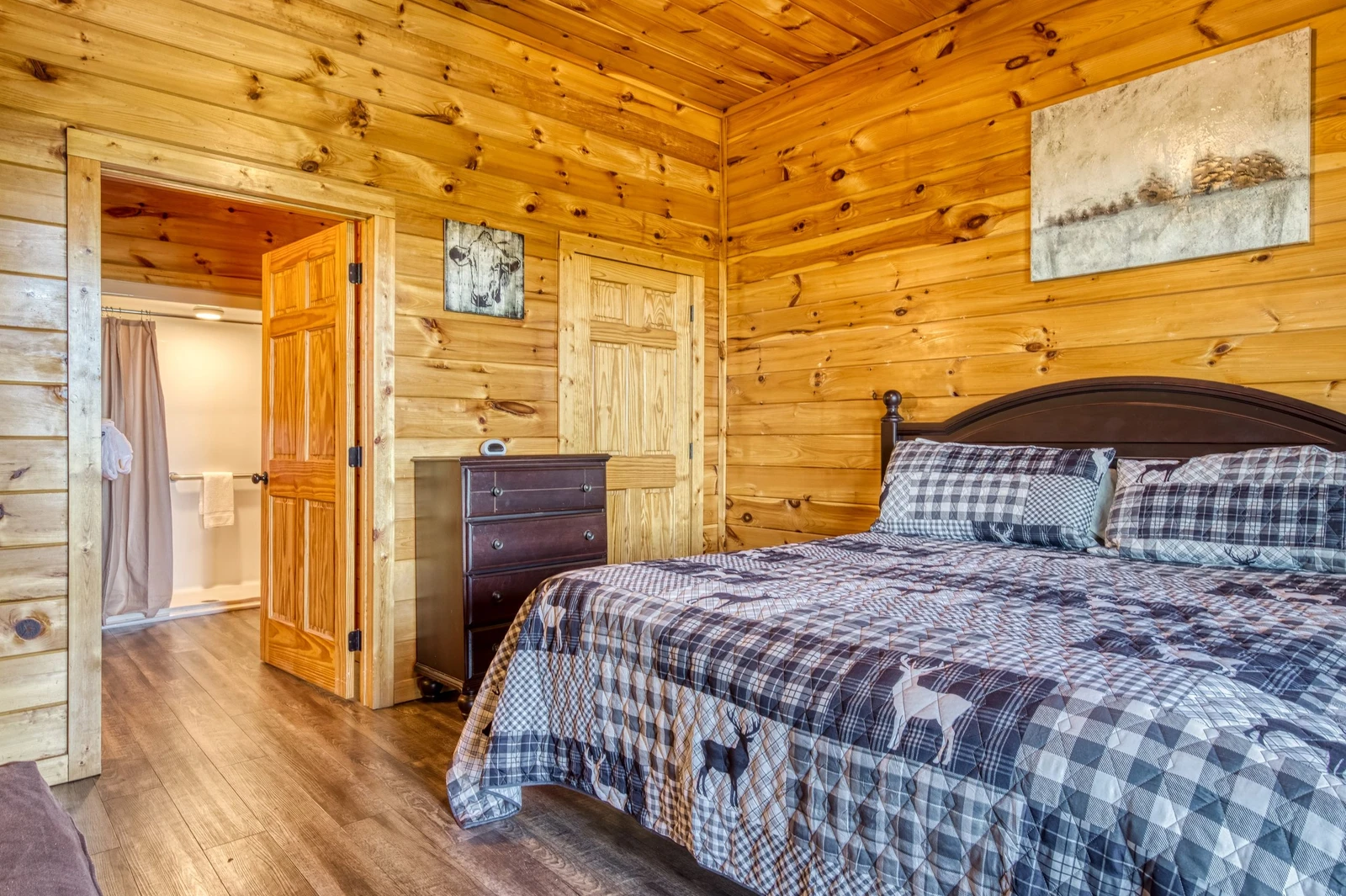 SUMMIT VISTA LODGE
