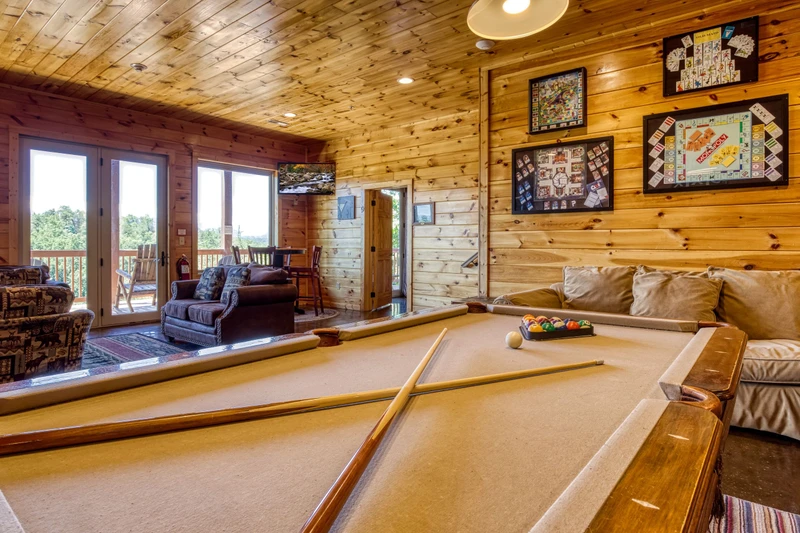 SUMMIT VISTA LODGE