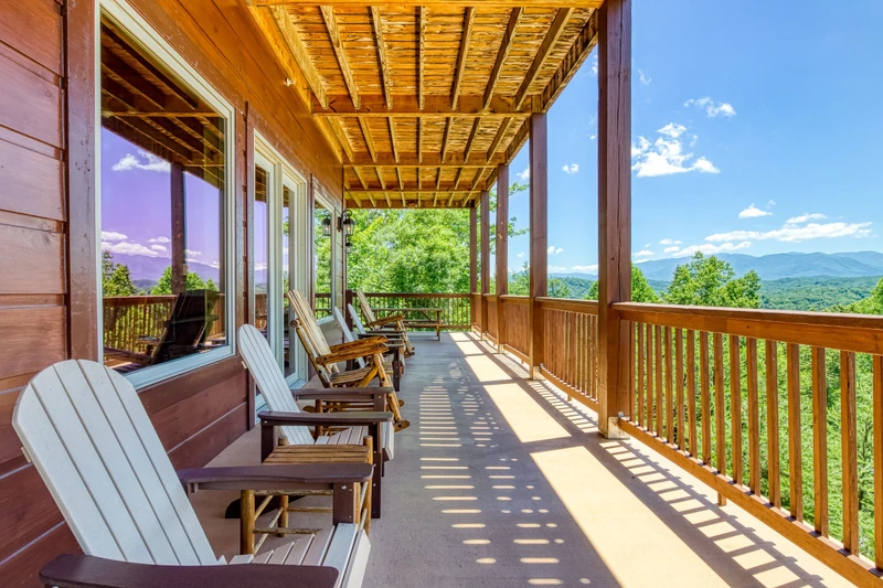 SUMMIT VISTA LODGE